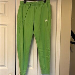Men’s Nike Joggers Large